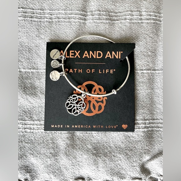NWT authentic ALEX & ANI / Path Of Life lll / Rafaelian Silver / Bracelet / OS - Picture 3 of 7